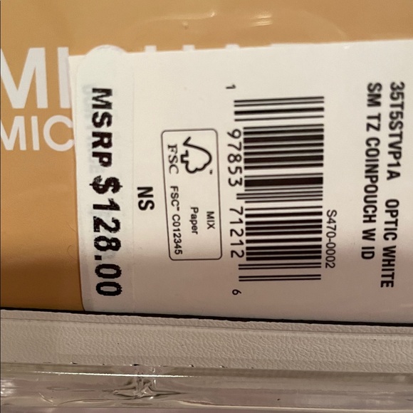 Michael Kors Glossy White Card Holder - Picture 3 of 3